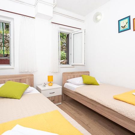Apartment Plemic Паг Екстер'єр фото
