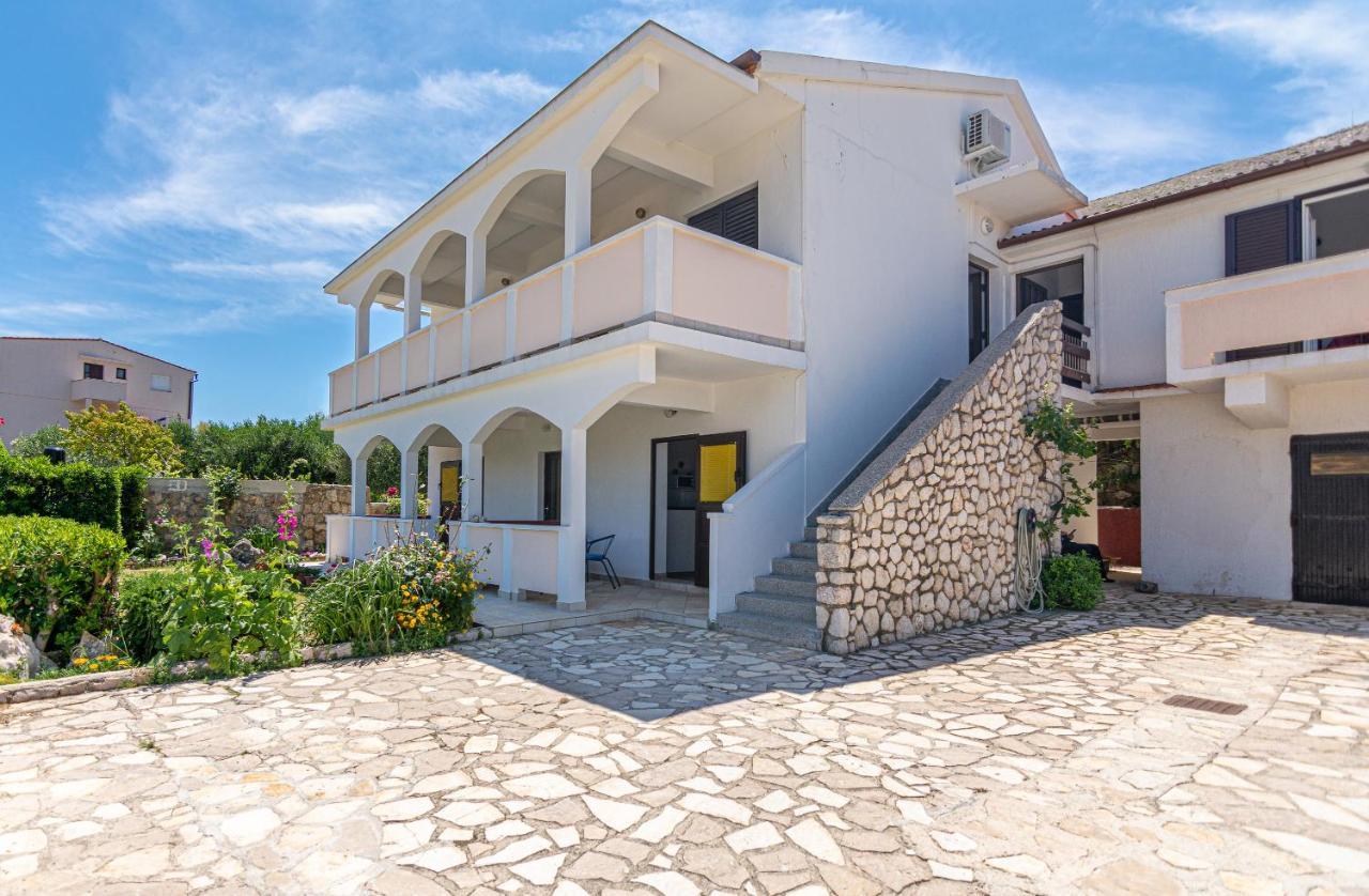 Apartment Plemic Паг Екстер'єр фото