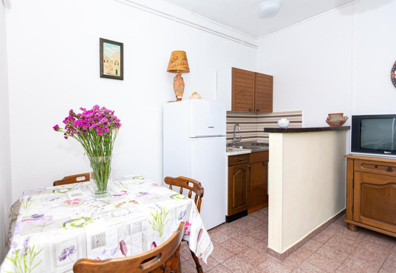Apartment Plemic Паг Екстер'єр фото