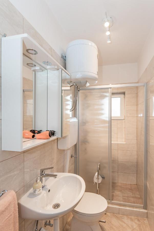 Apartment Plemic Паг Екстер'єр фото